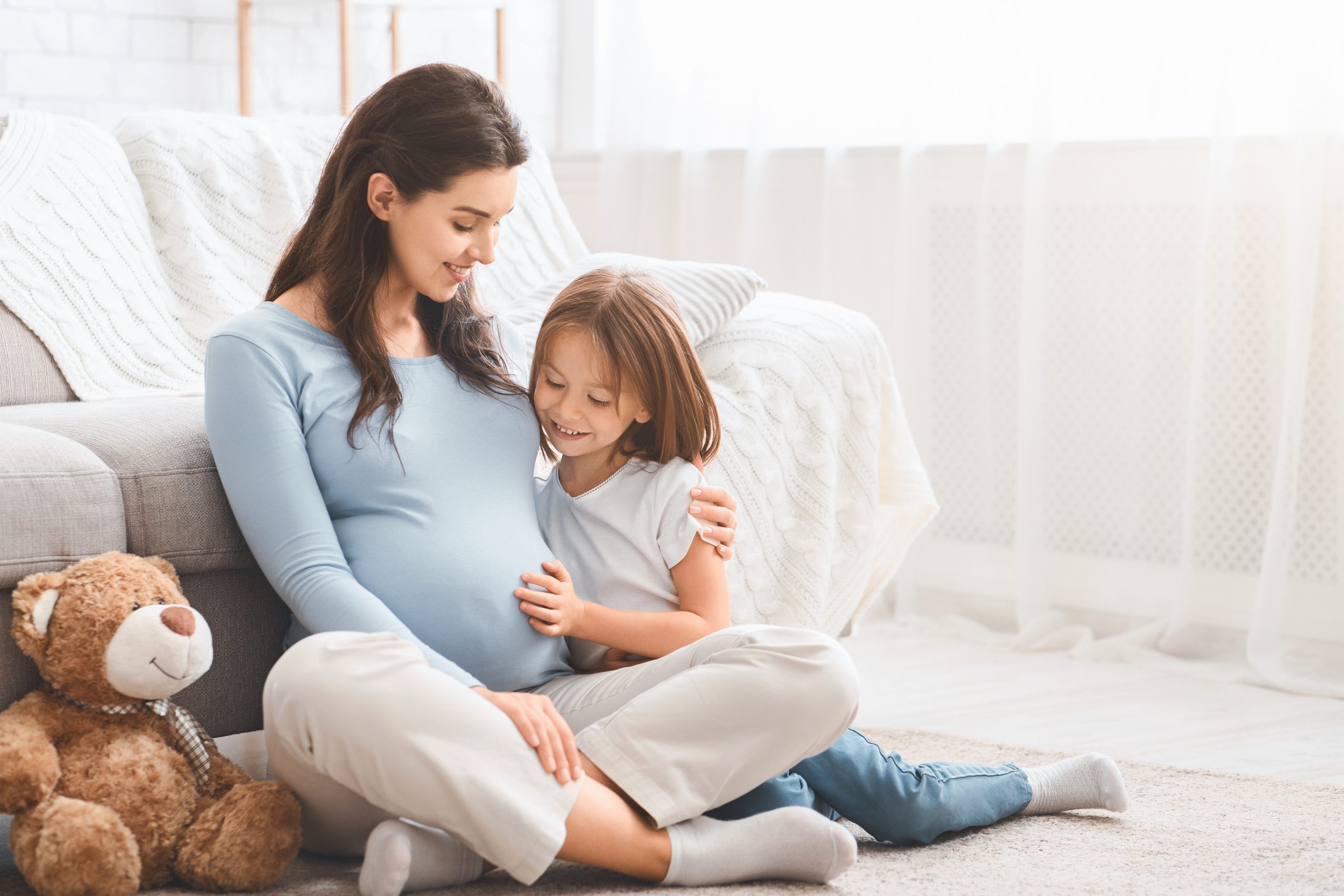 Diabetes Gestacional La diabetes gestacional es un tipo de diabetes durante el embarazo que se produce cuando el cuerpo no puede regular adecuadamente los niveles de azúcar en sangre